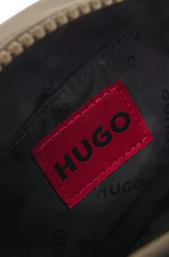 Umhängetasche mit 3D-Logo-Aufnäher aus Gummi