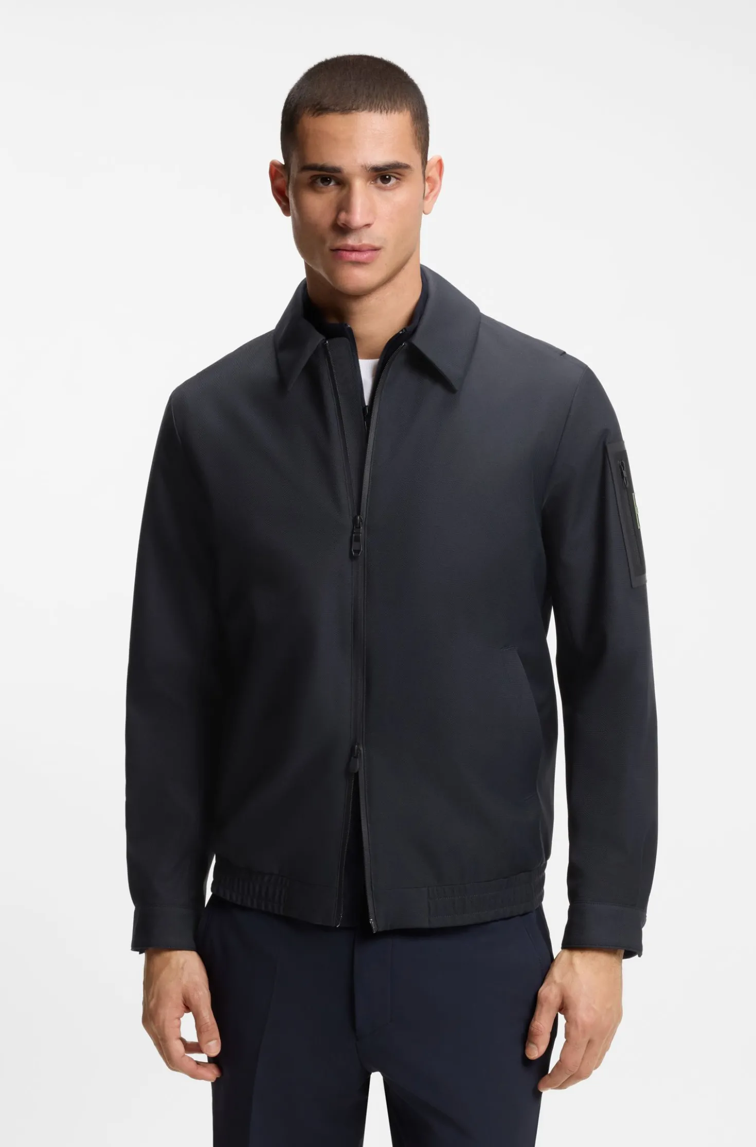 Wasserabweisende Jacke aus Stretch-Material