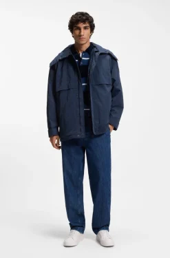 Wasserabweisende Jacke mit abnehmbarer Kapuze