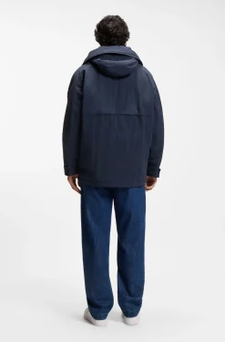 Wasserabweisende Jacke mit abnehmbarer Kapuze