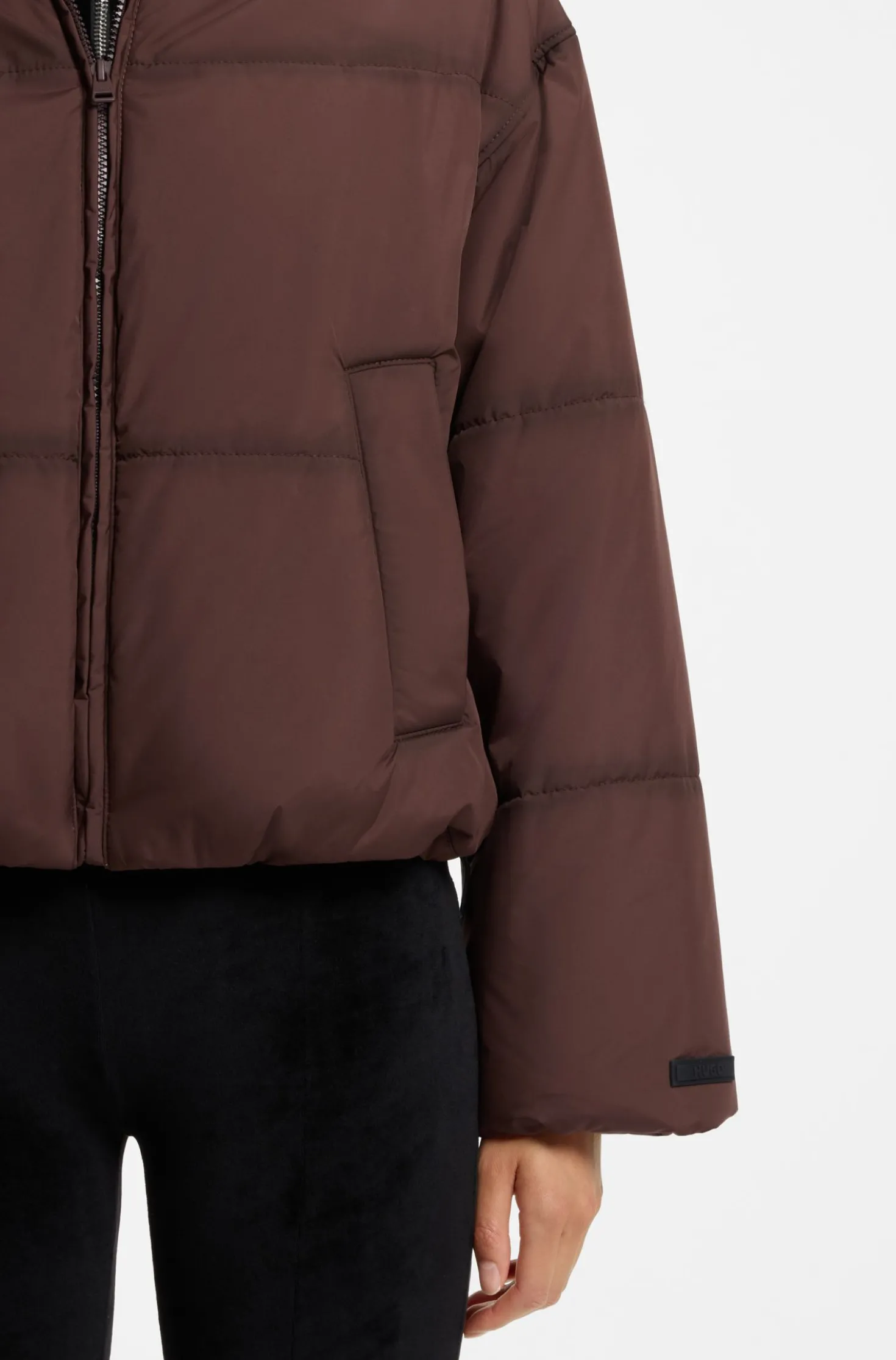 Wattierte Oversized-Fit Jacke mit Nahtdetails