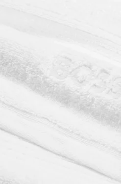 Weißes Duschtuch aus Baumwolle mit gesticktem Logo