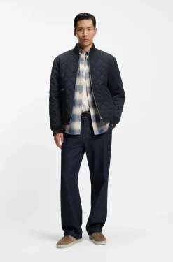 Wendbare Jacke mit Absteppungen und wasserabweisendem Finish