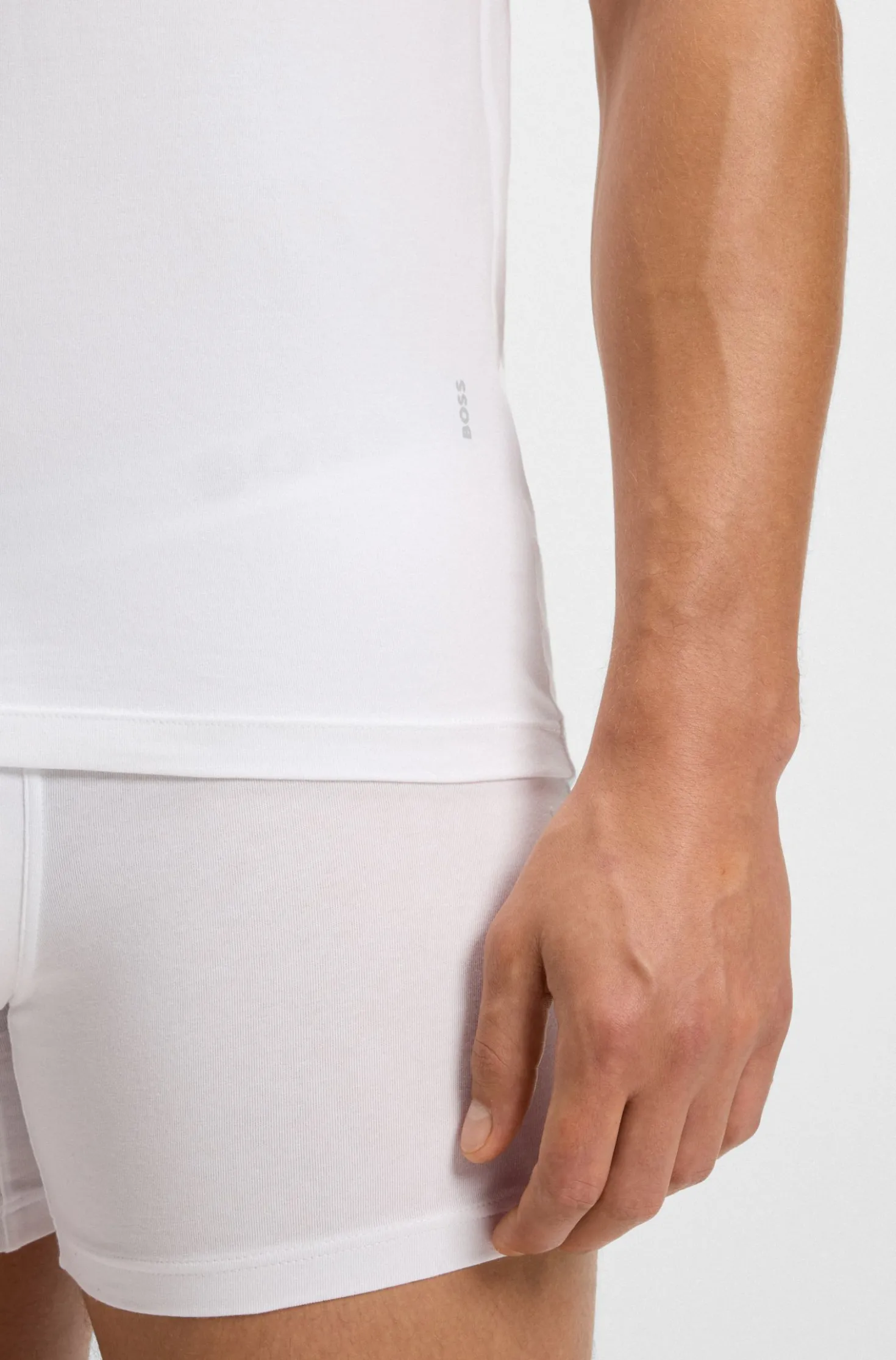 Zweierpack T-Shirts aus Stretch-Baumwolle mit schmalem Schnitt