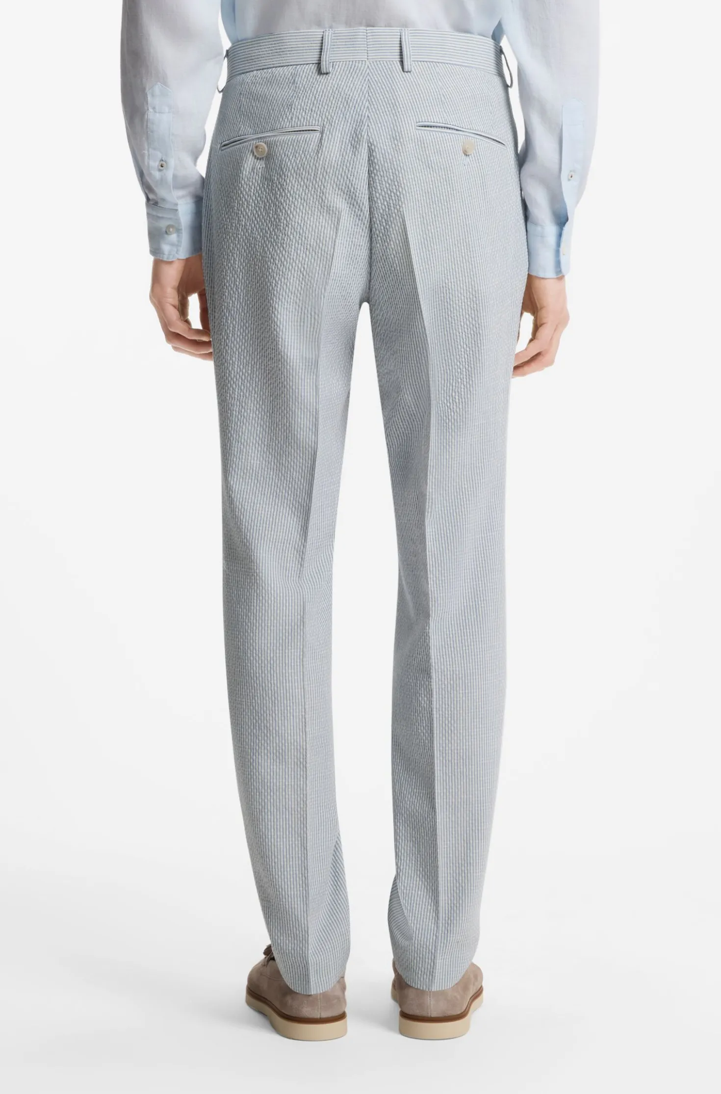 Zweiteiliger Slim-Fit Anzug aus elastischem Seersucker